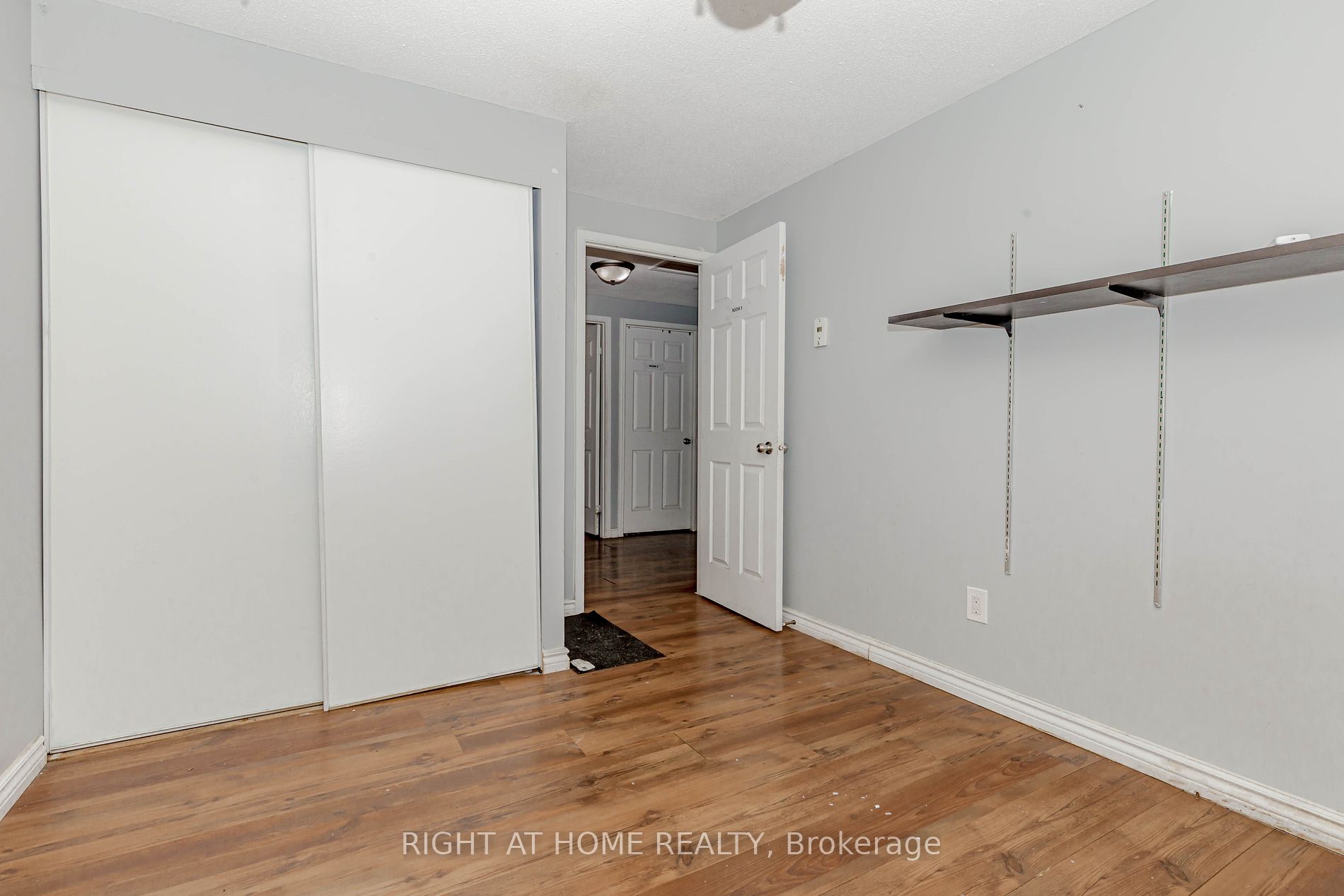 17 Hedley Court