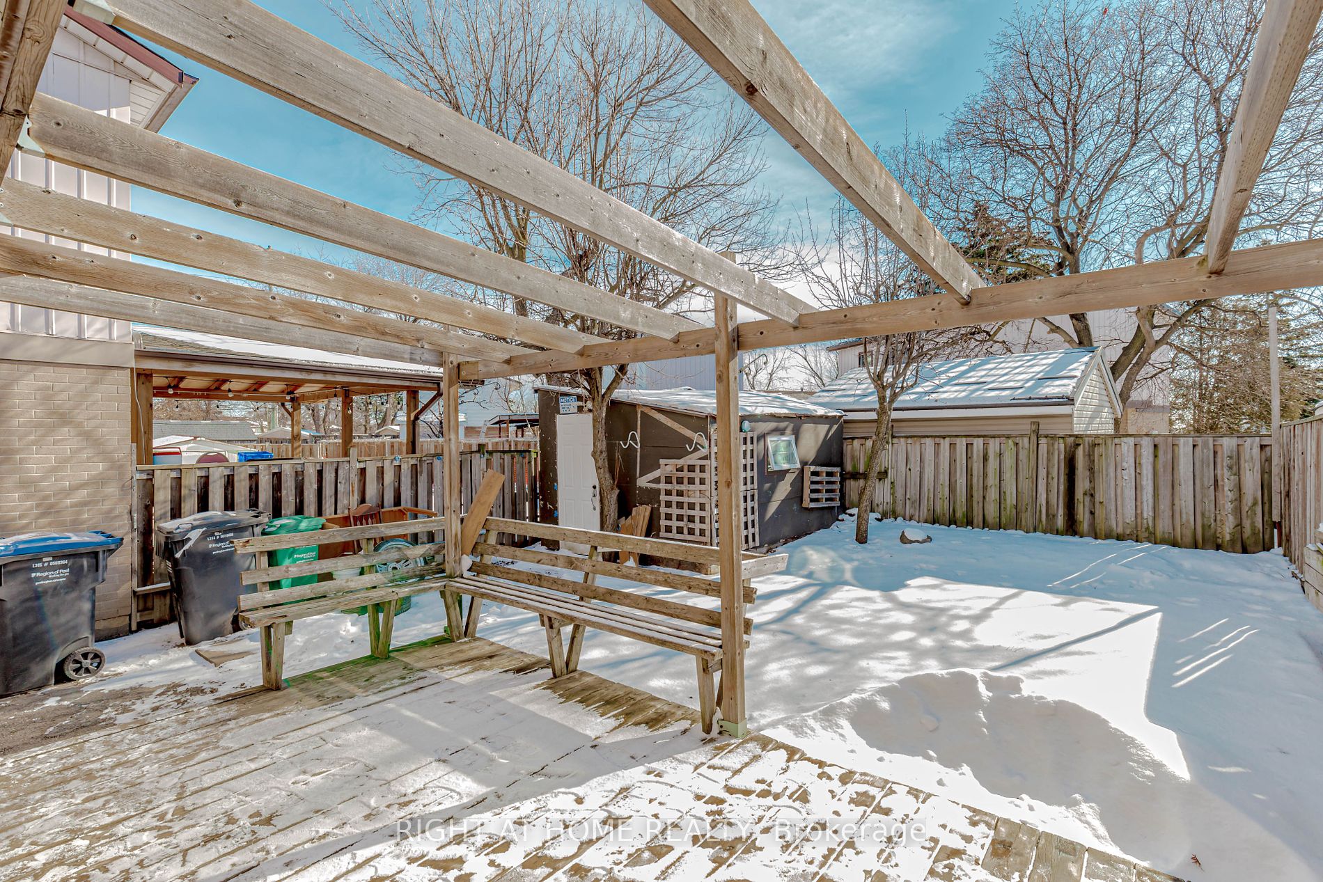 17 Hedley Court