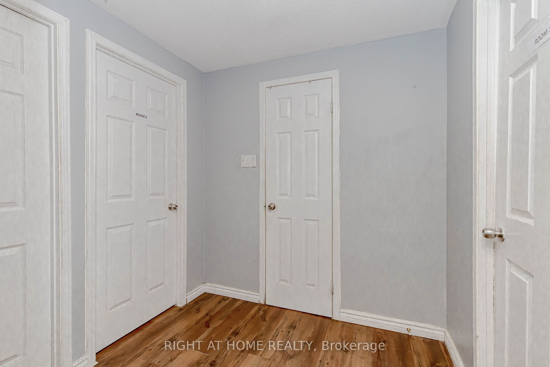 17 Hedley Court