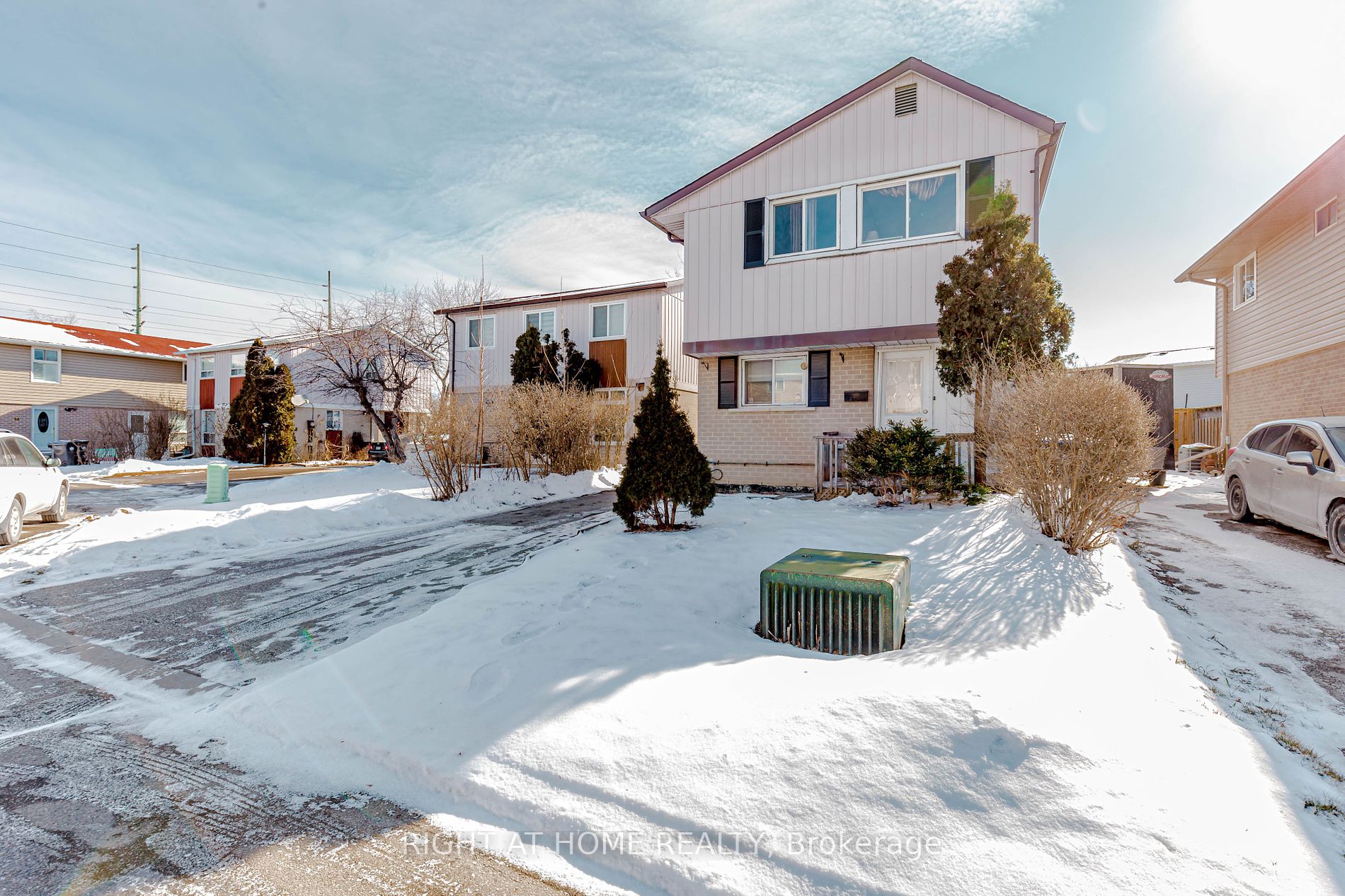 17 Hedley Court
