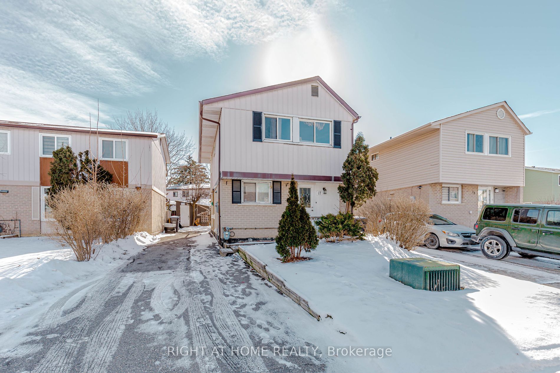 17 Hedley Court