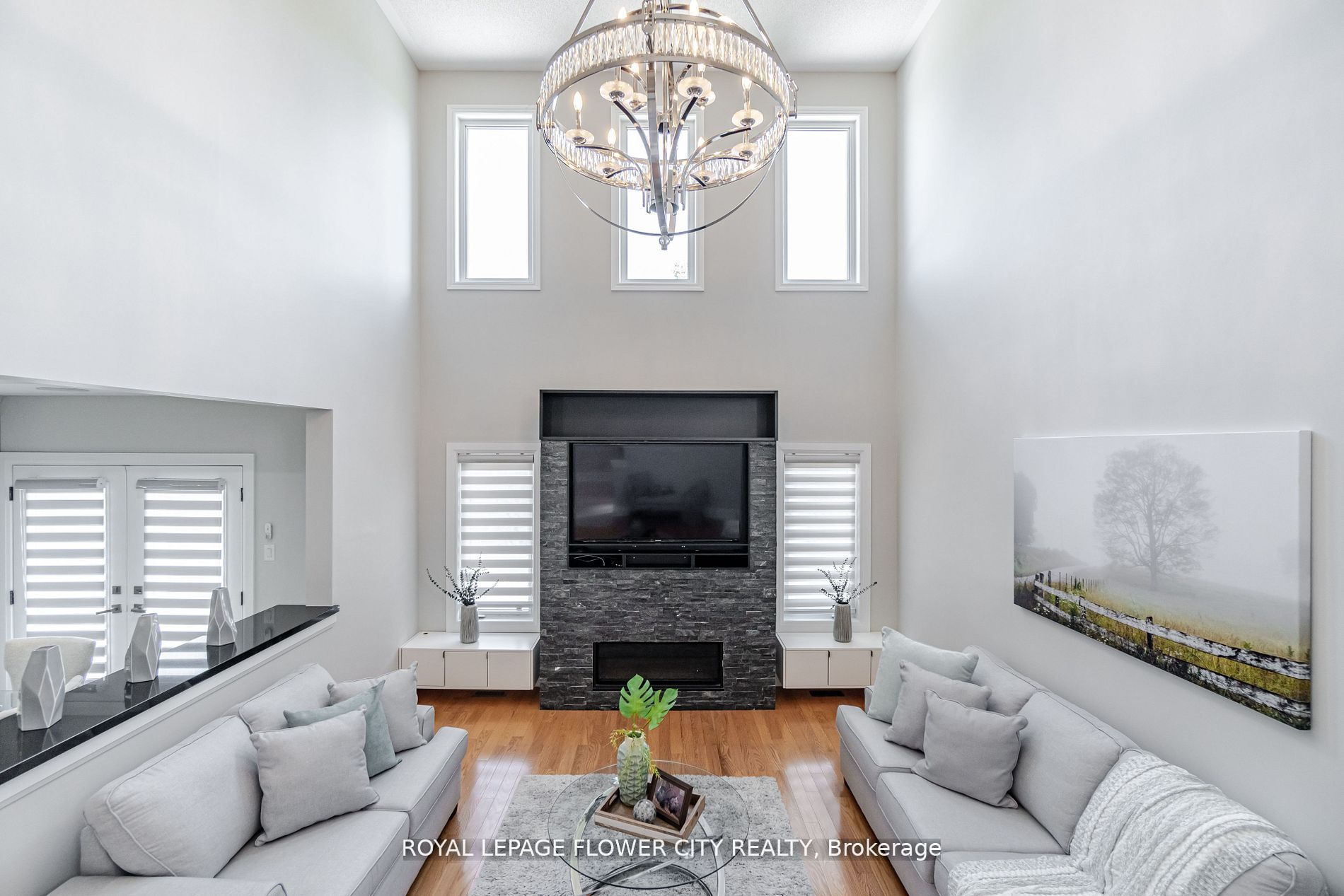 36 Louvain Dr