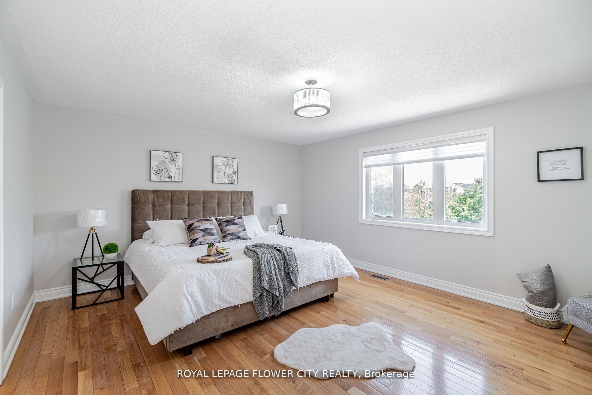 36 Louvain Dr