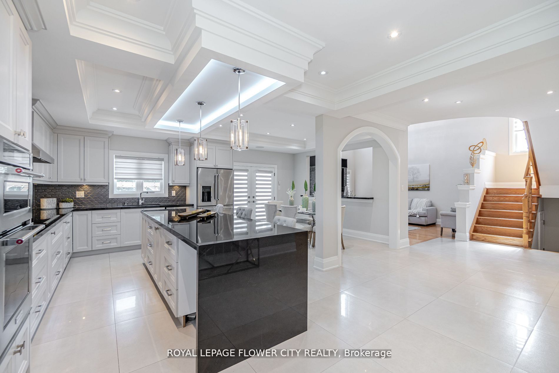 36 Louvain Dr