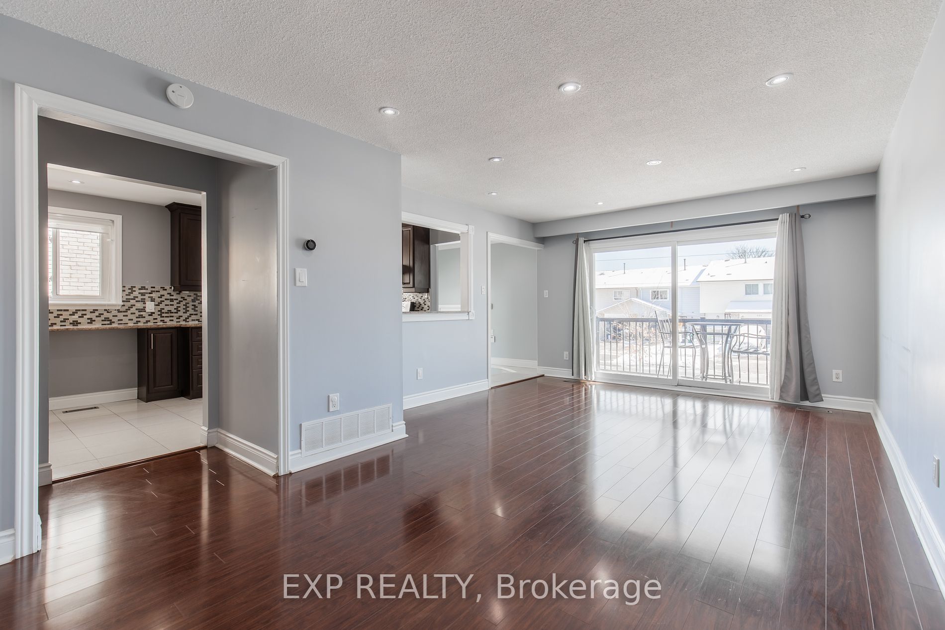 88 English Street