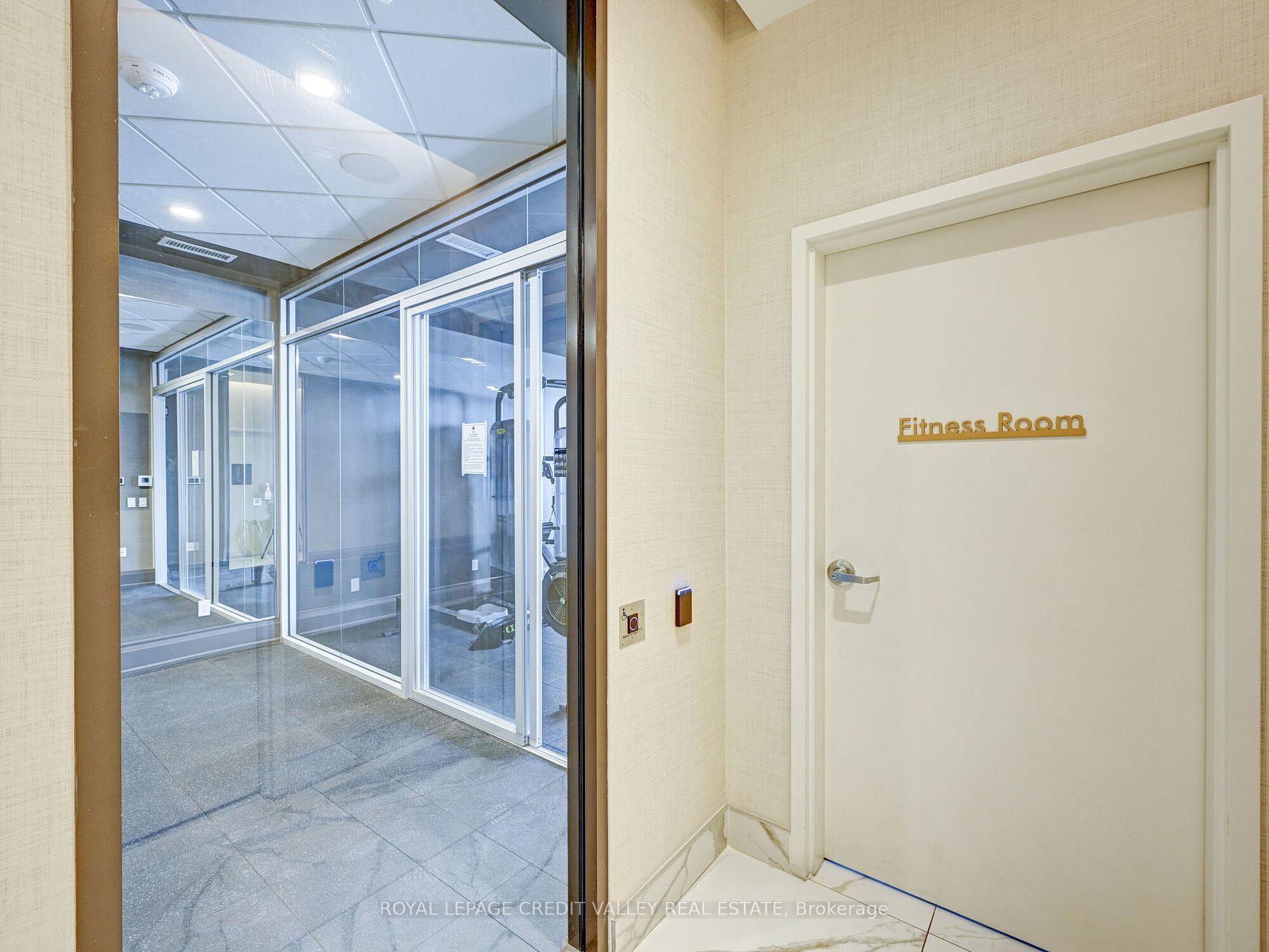1050 Main St E, #613