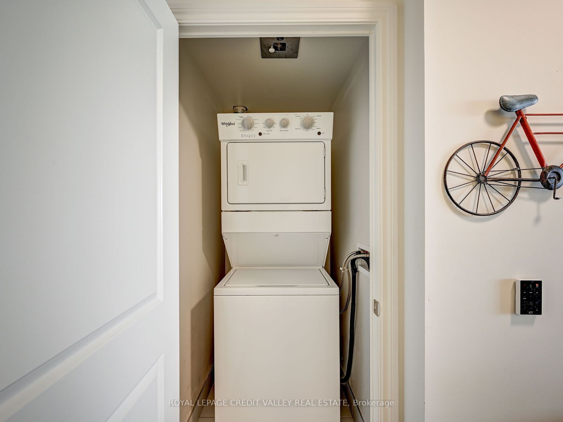 1050 Main St E, #613