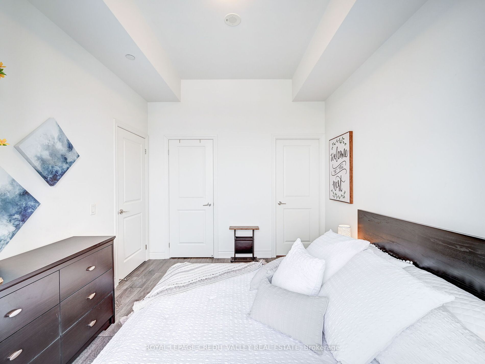 1050 Main St E, #613