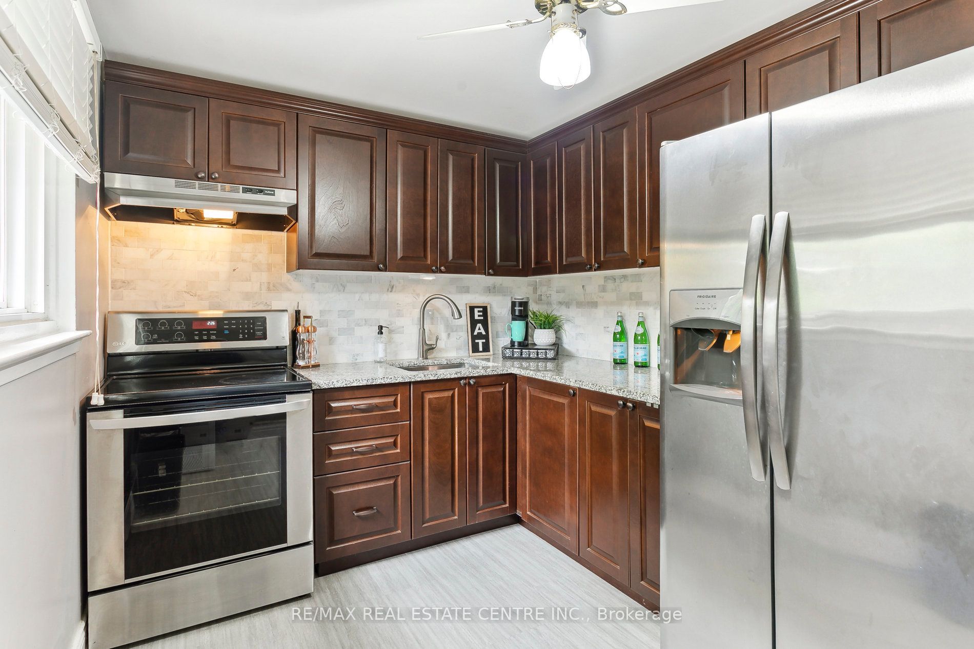 94 Darras Crt, #77