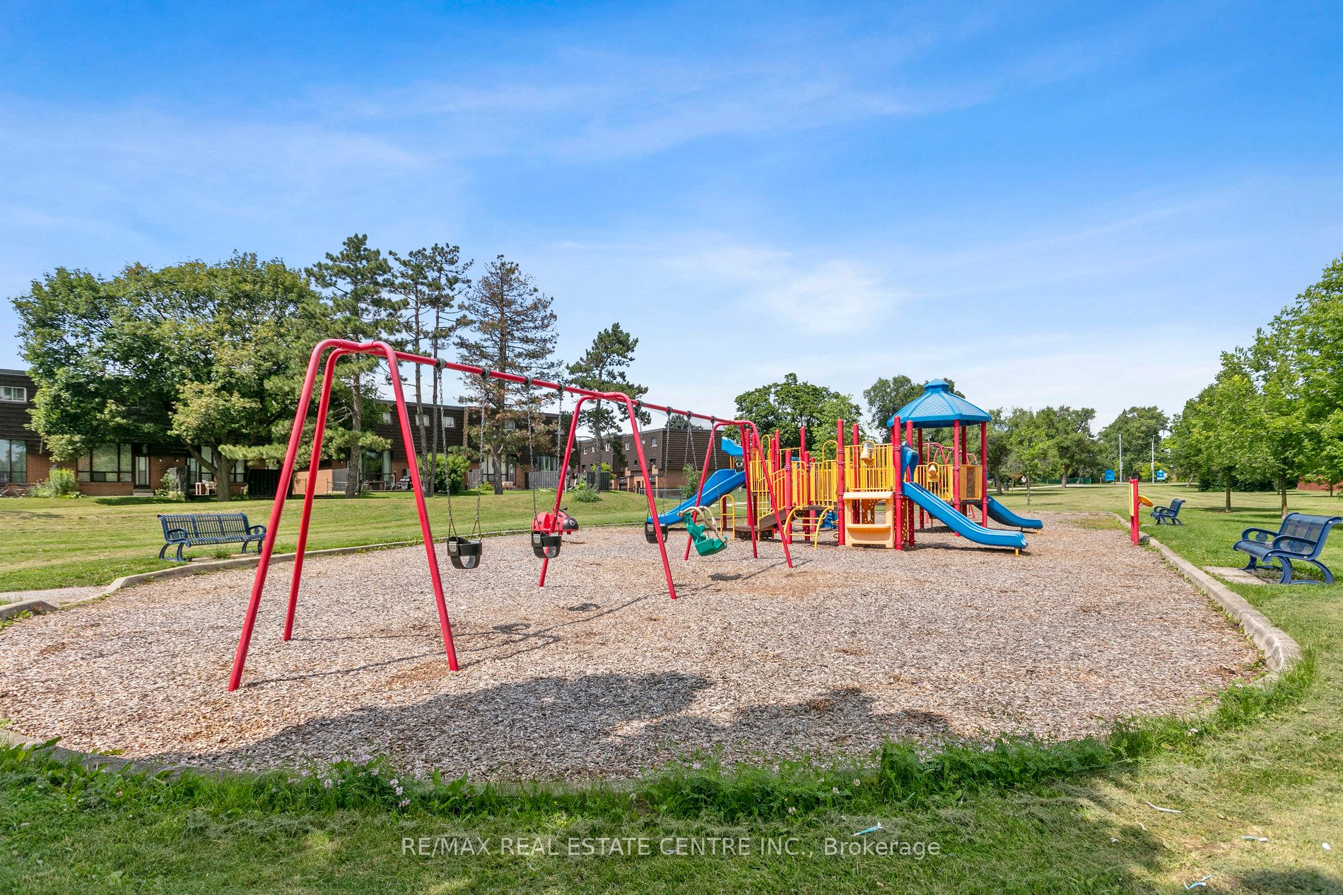 94 Darras Crt, #77