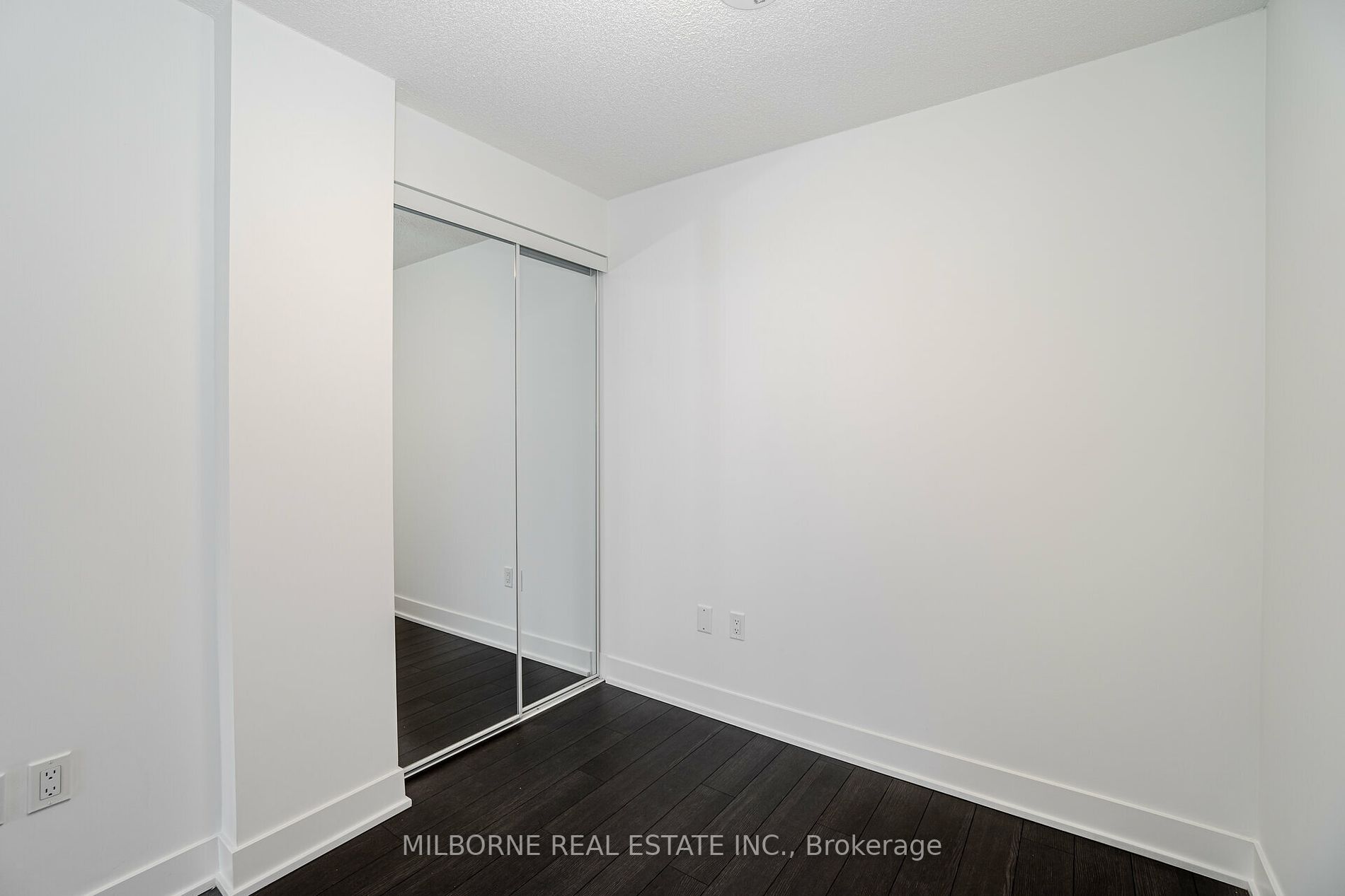 60 George Butchart Dr, #119
