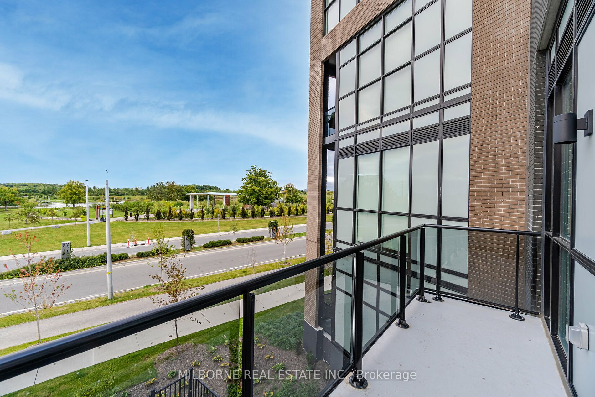 60 George Butchart Dr, #119