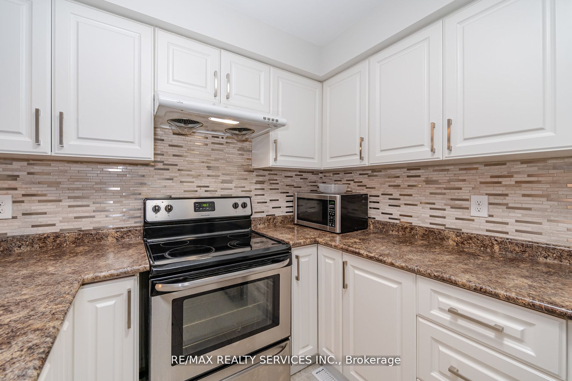 99 Bristol Rd E, #179
