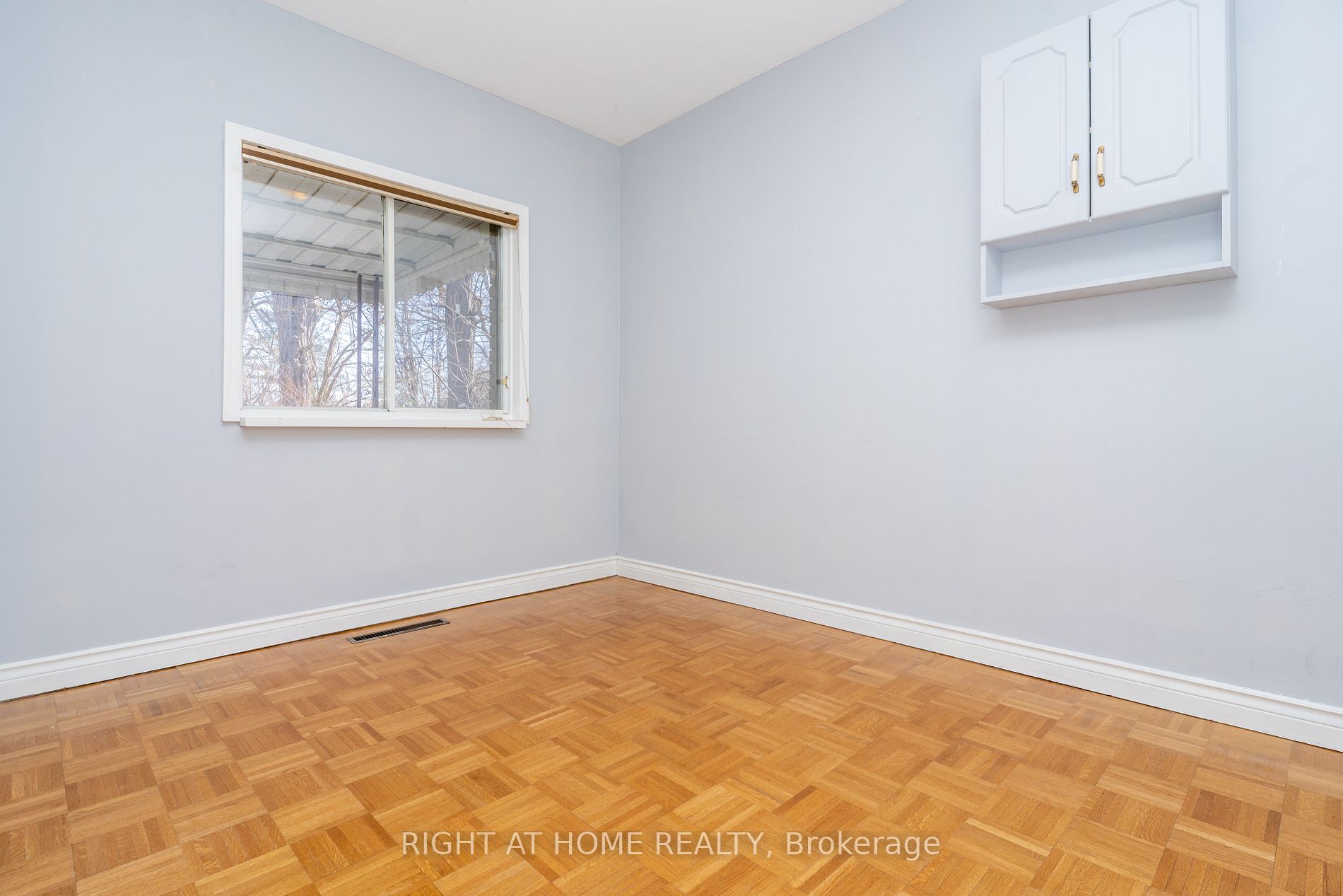1045 Deta Road