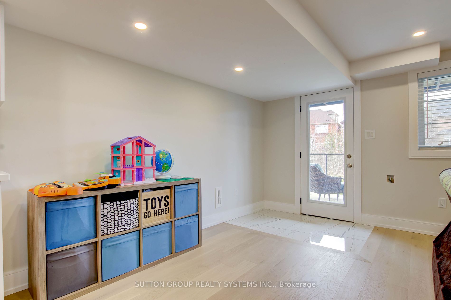 3139 Riverpath Common #14