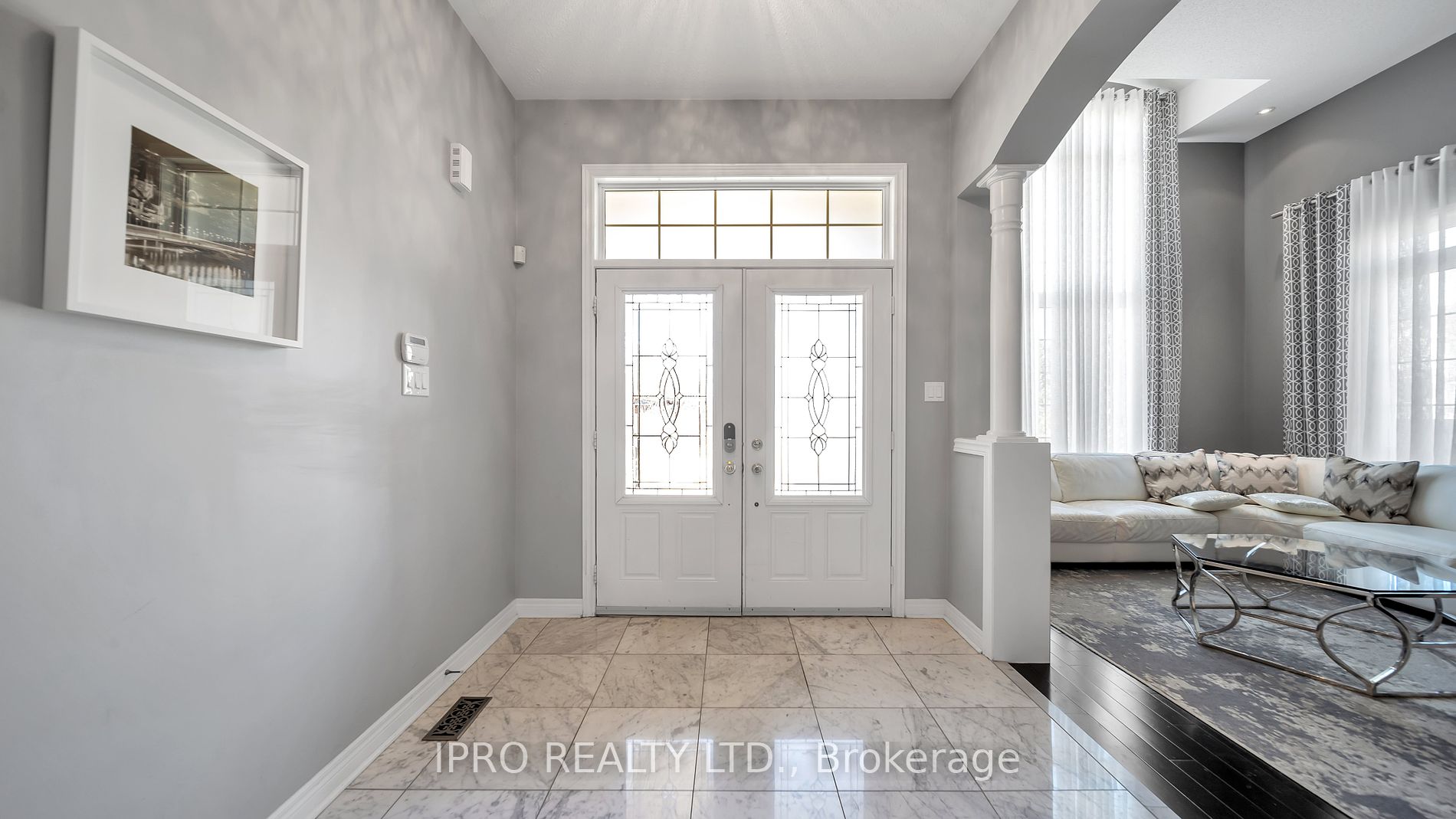 4 Quatro Crescent
