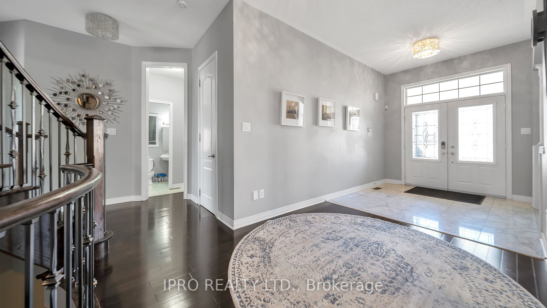 4 Quatro Crescent