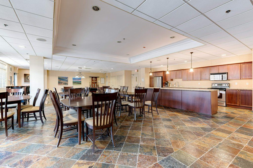 399 Elizabeth St, #506