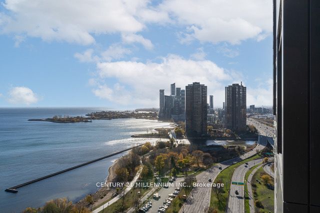 1926 Lakeshore Blvd, #3009