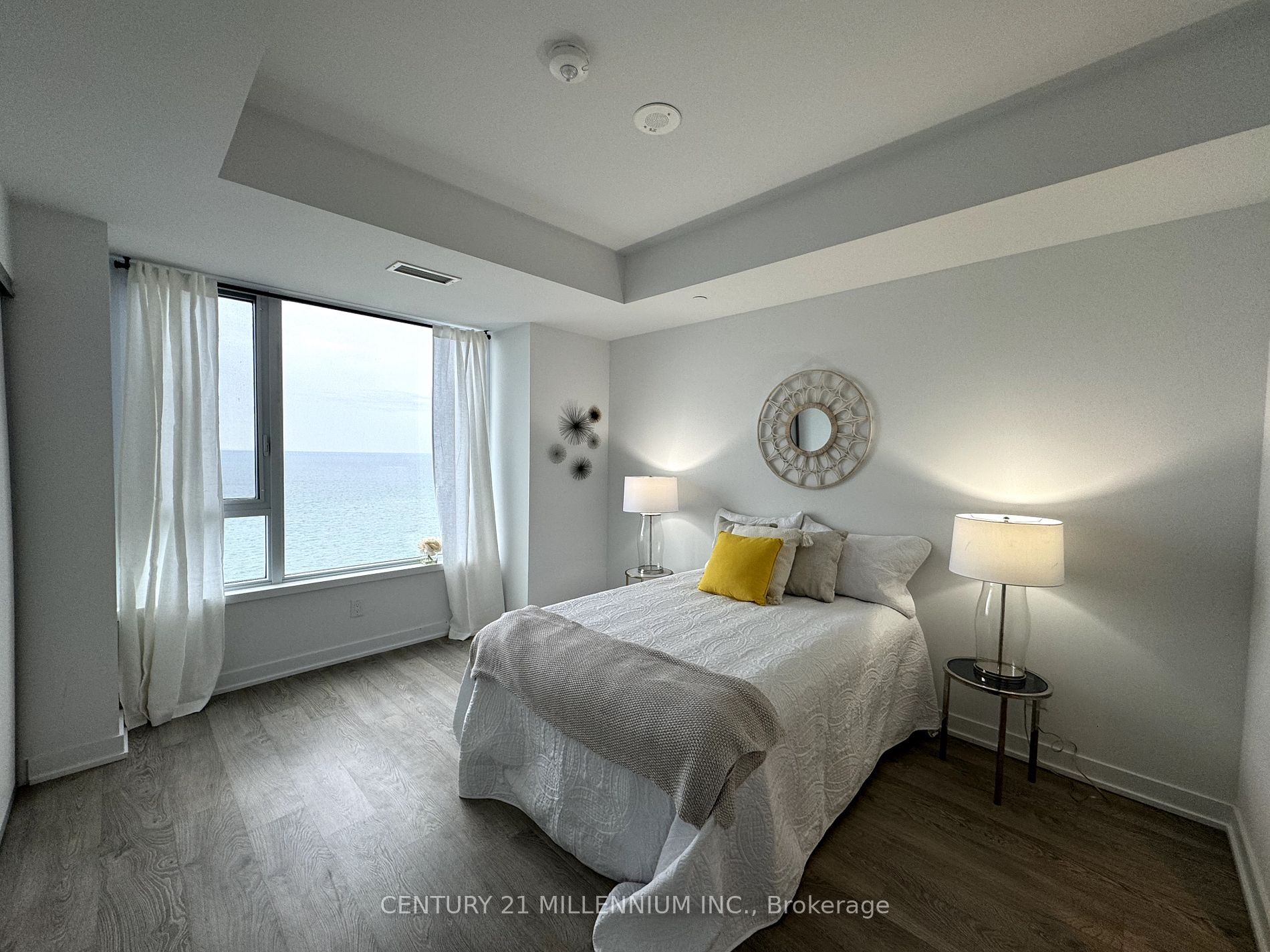 1926 Lakeshore Blvd, #3009