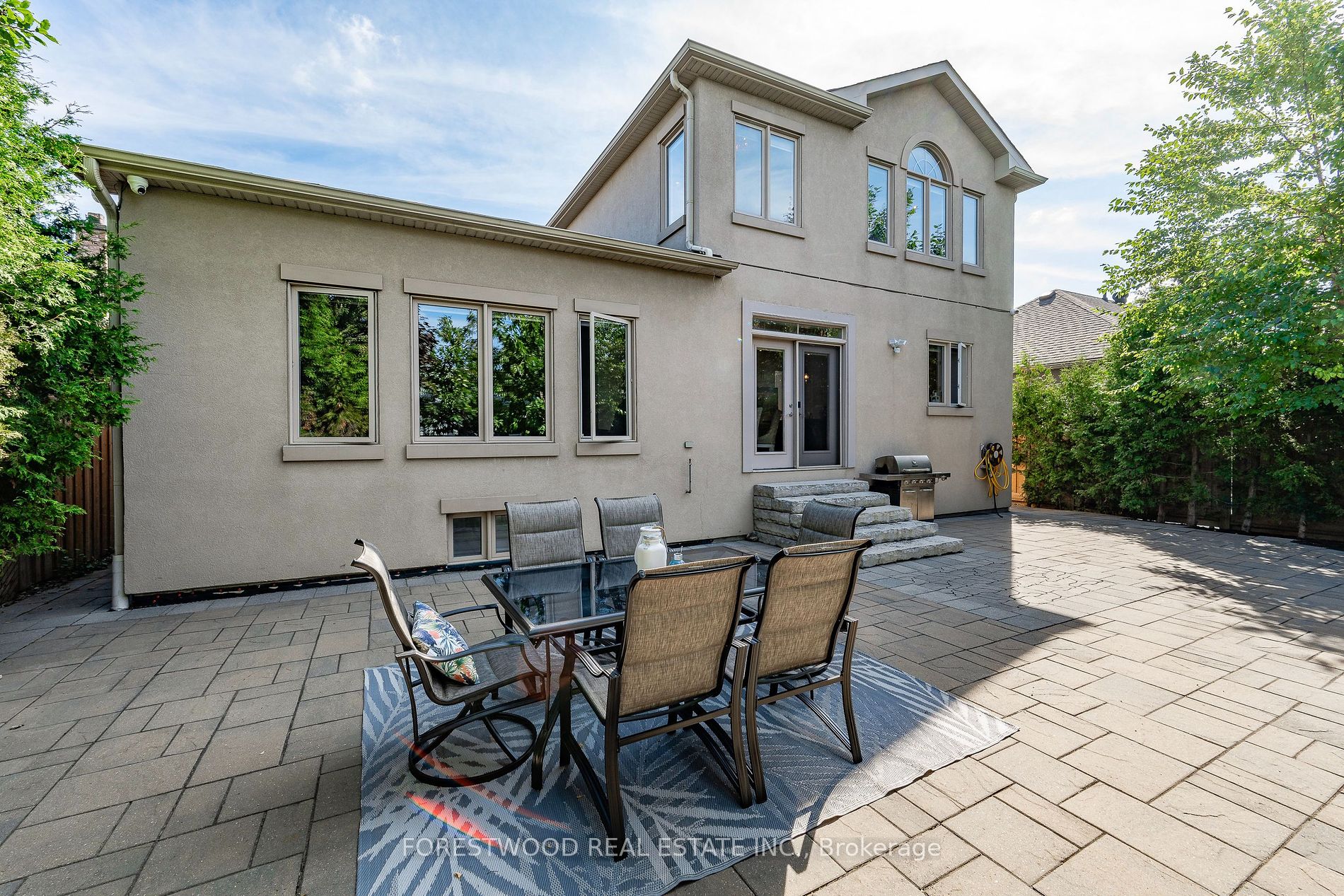 138 Winston Park Blvd