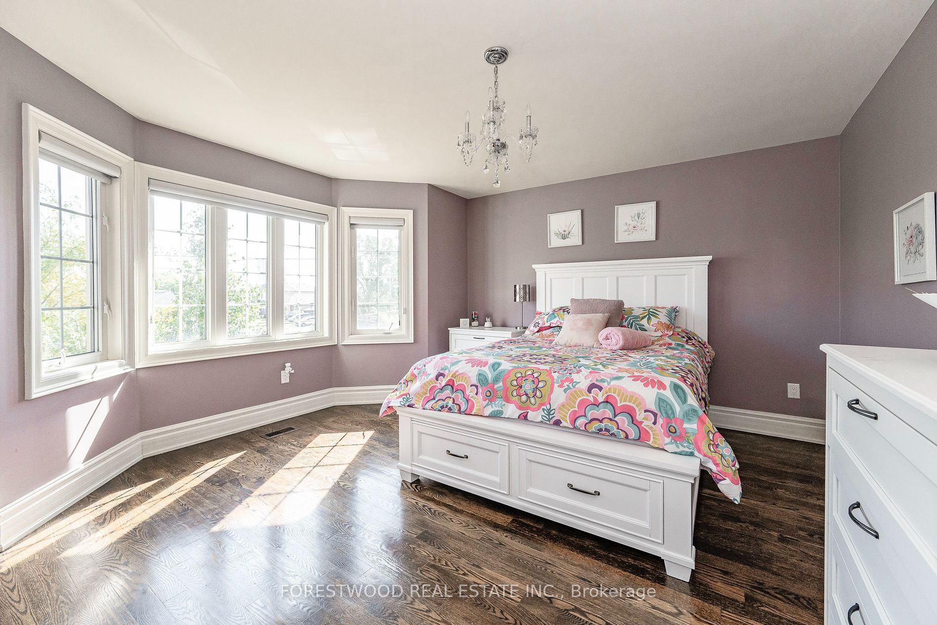 138 Winston Park Blvd