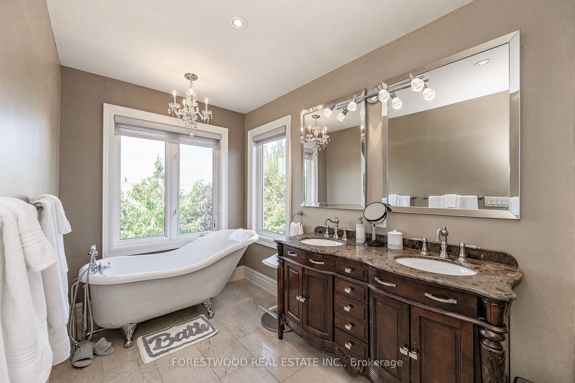 138 Winston Park Blvd