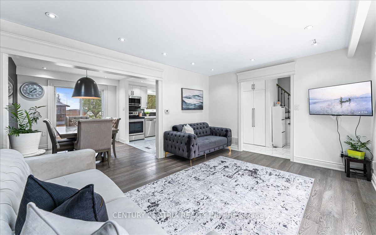 2594 Bromsgrove Rd