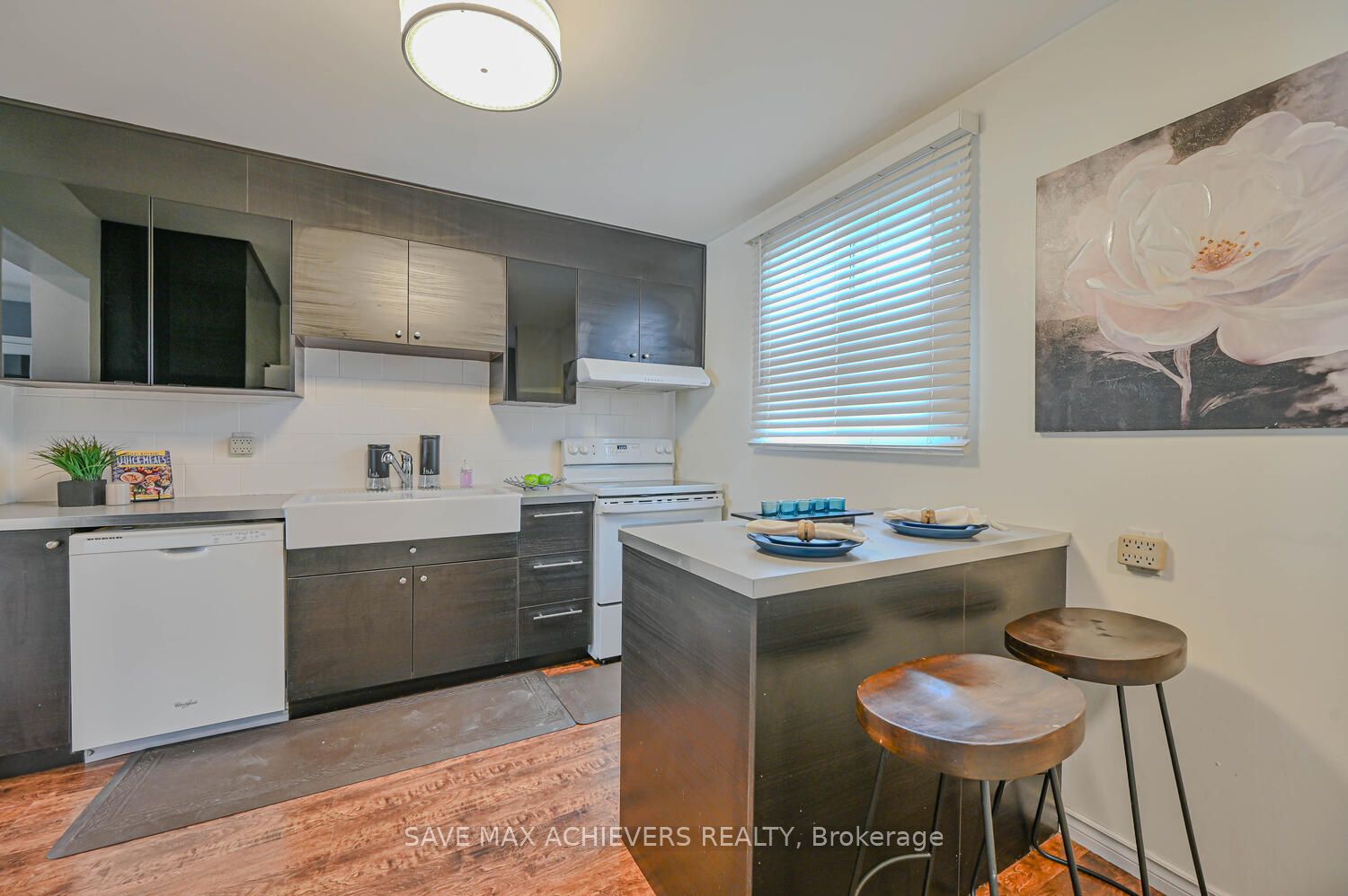 45 Hansen Road N #17