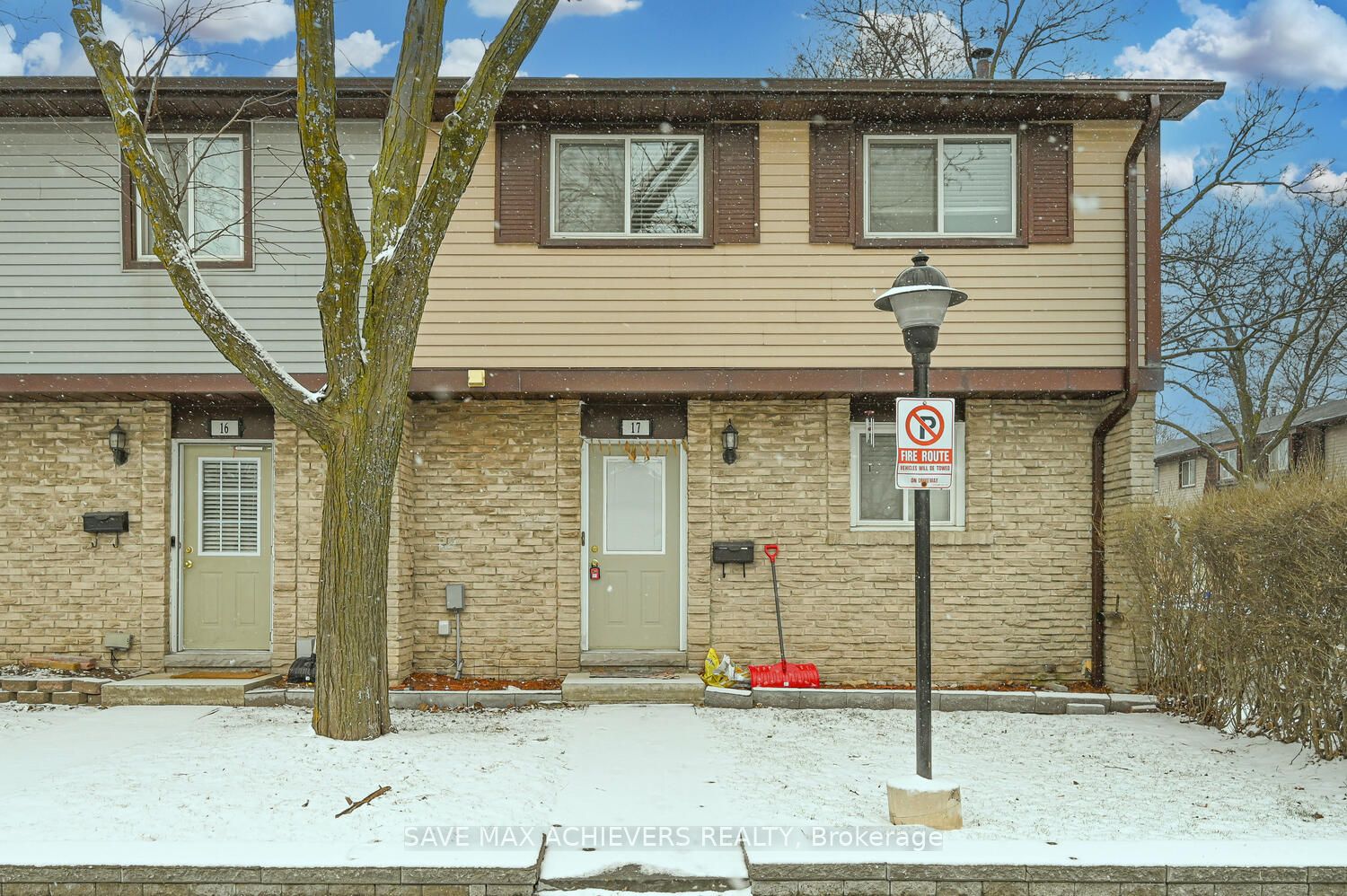 45 Hansen Road N #17