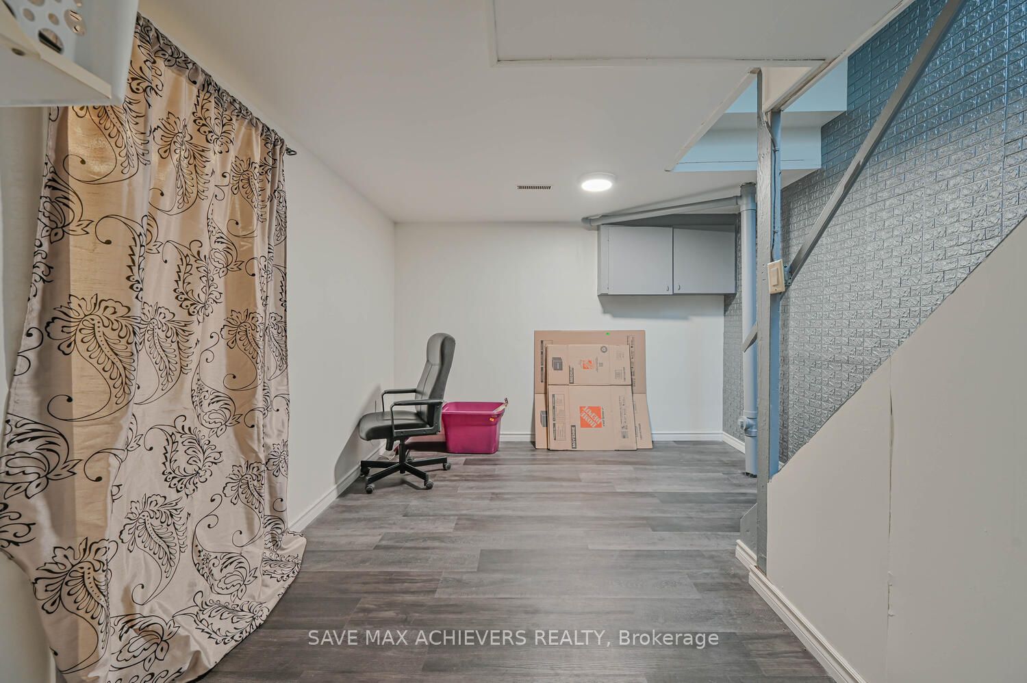 45 Hansen Road N #17
