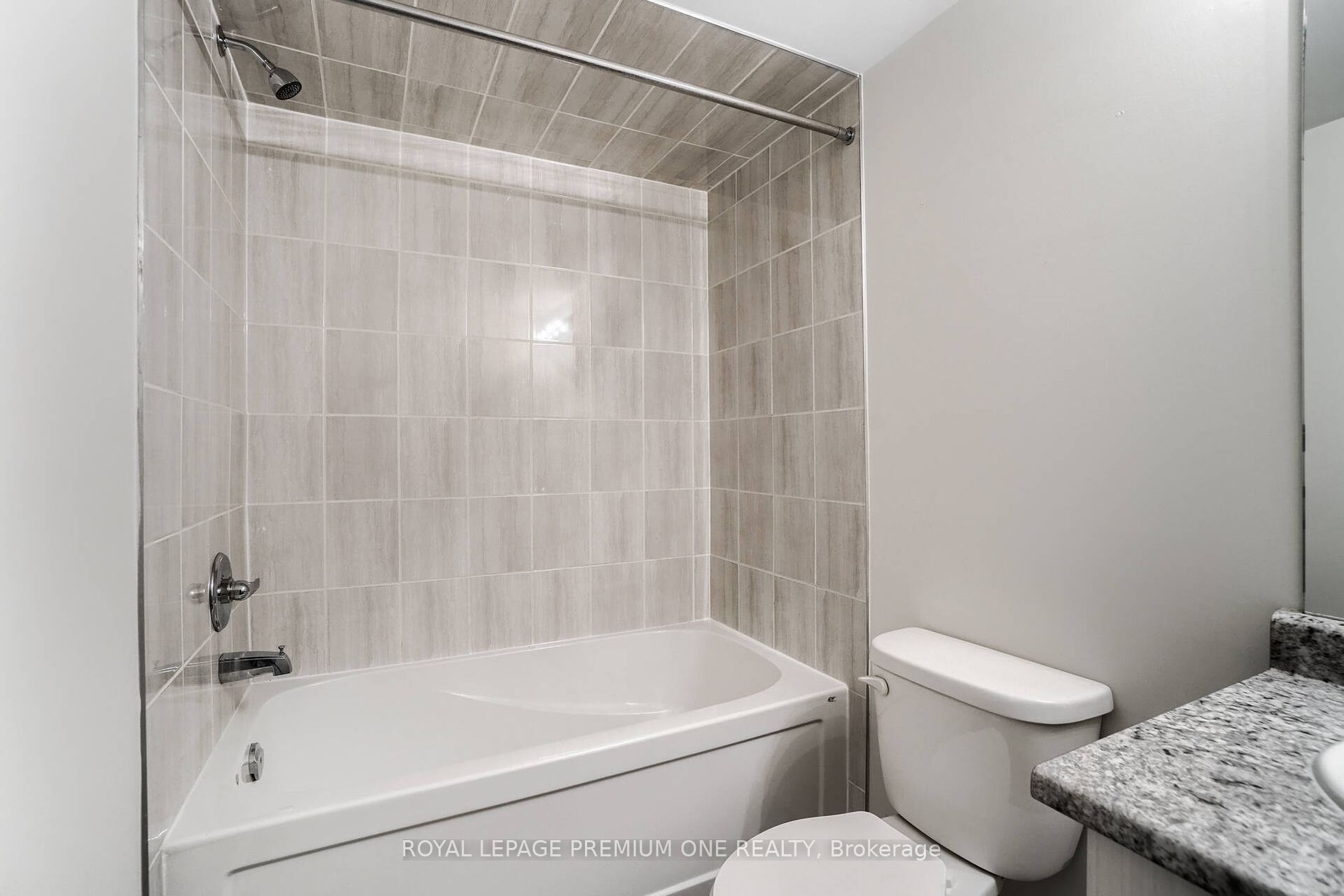 3 Applewood Lane, #211