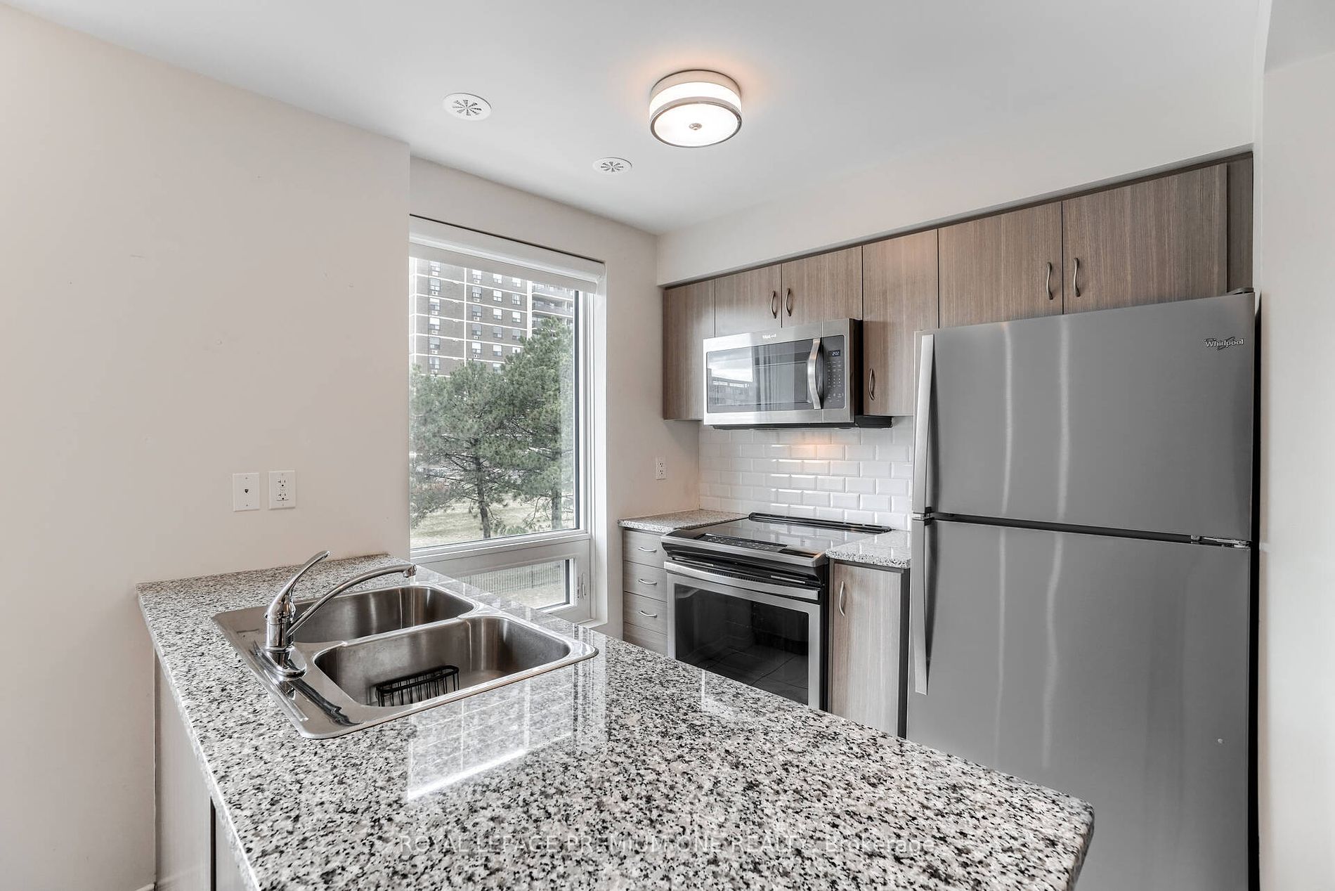 3 Applewood Lane, #211