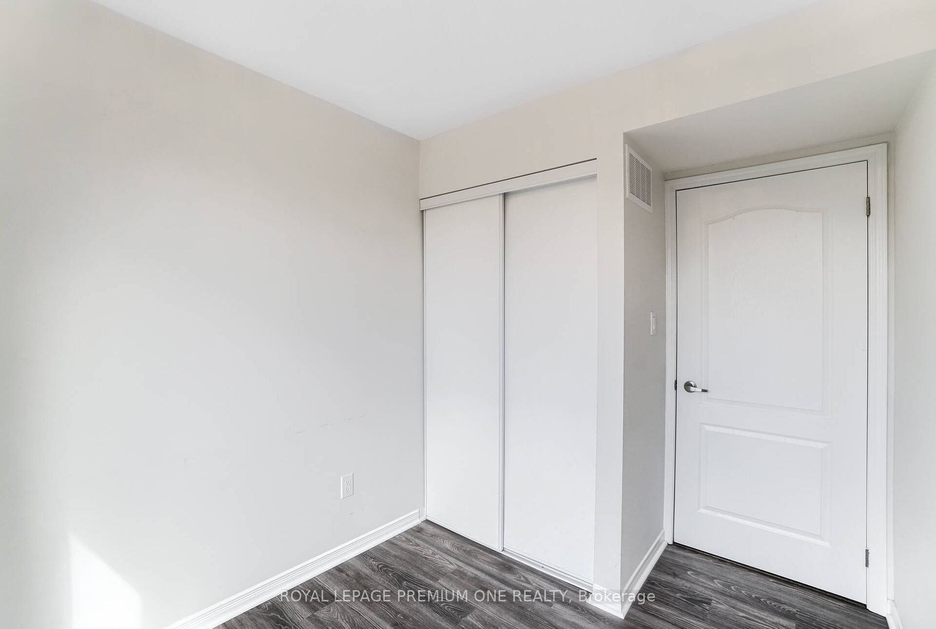 3 Applewood Lane, #211
