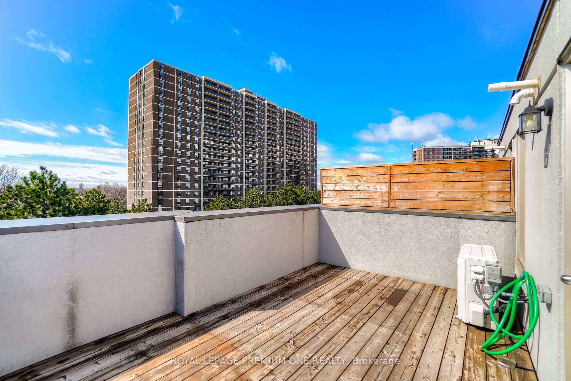 3 Applewood Lane, #211