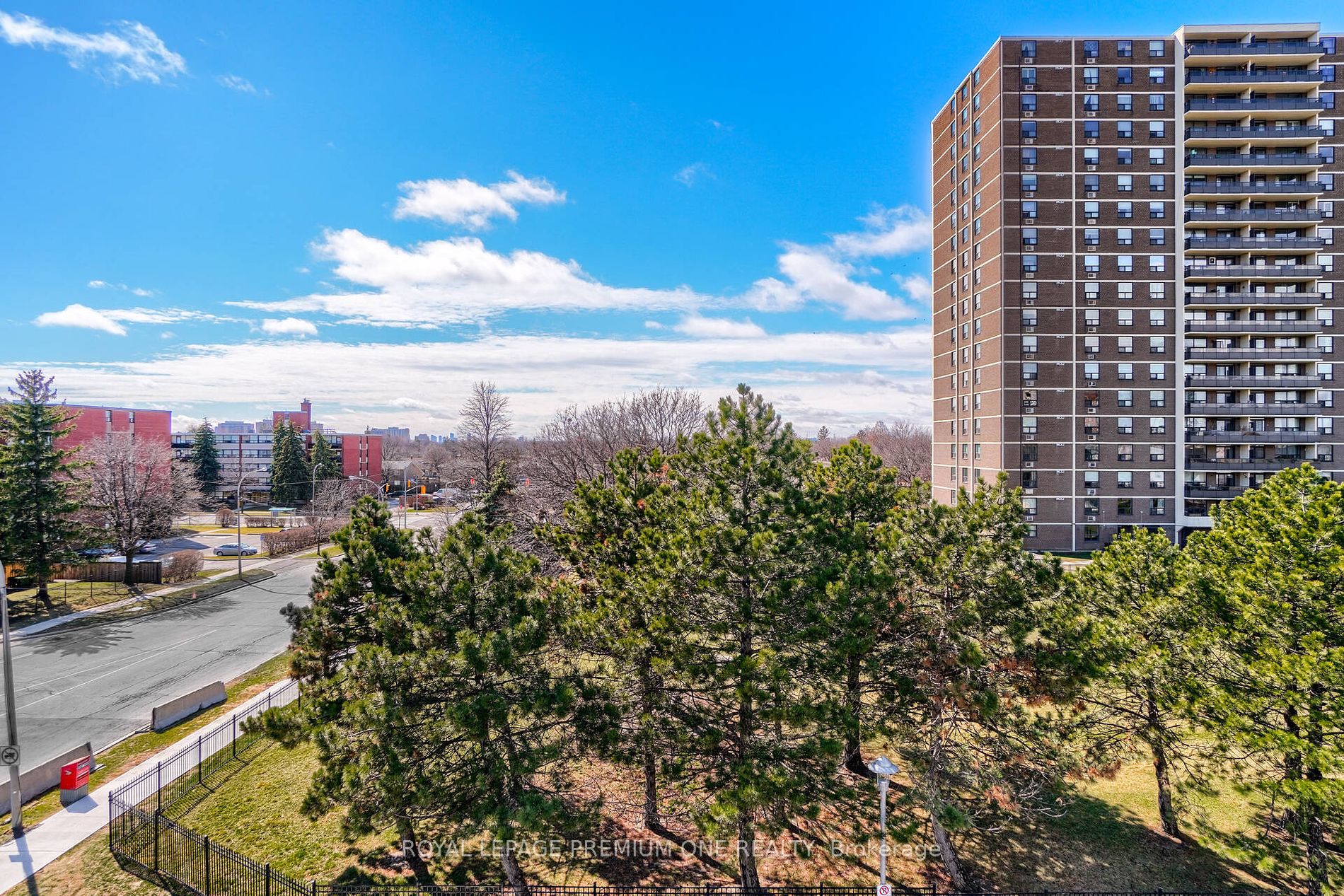 3 Applewood Lane, #211