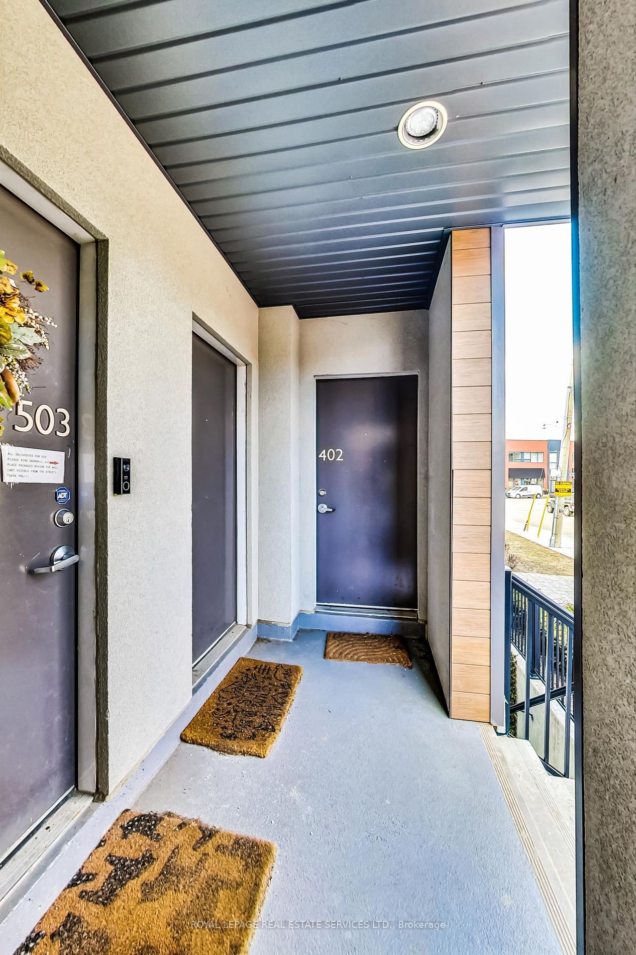 57 Macaulay Ave, #502