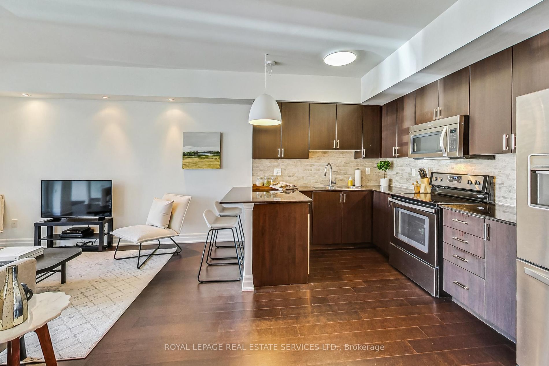 57 Macaulay Ave, #502