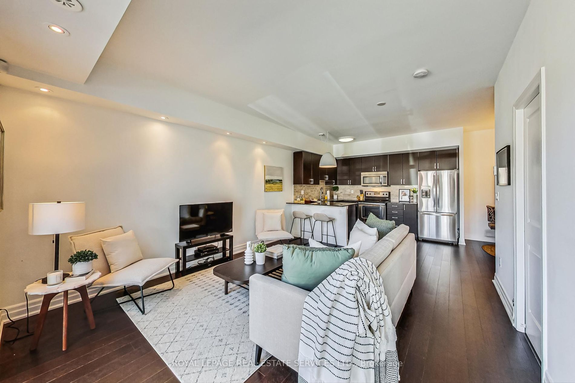 57 Macaulay Ave, #502