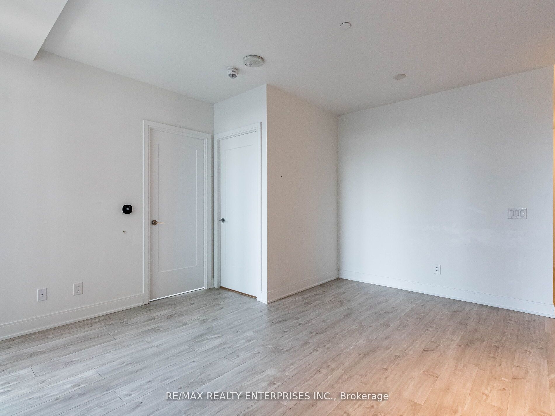70 Annie Craig Drive #402