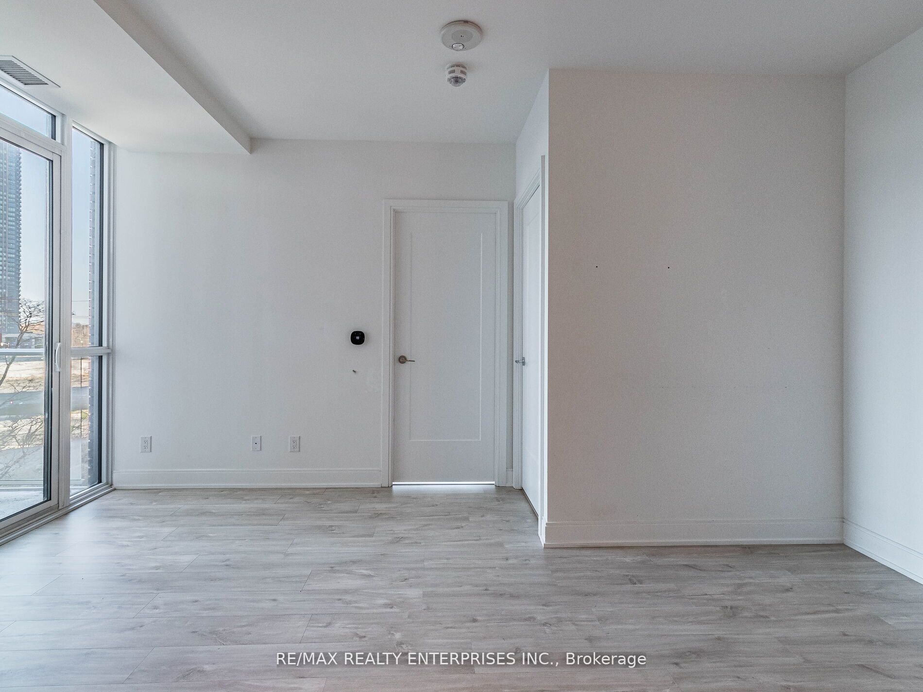 70 Annie Craig Drive #402