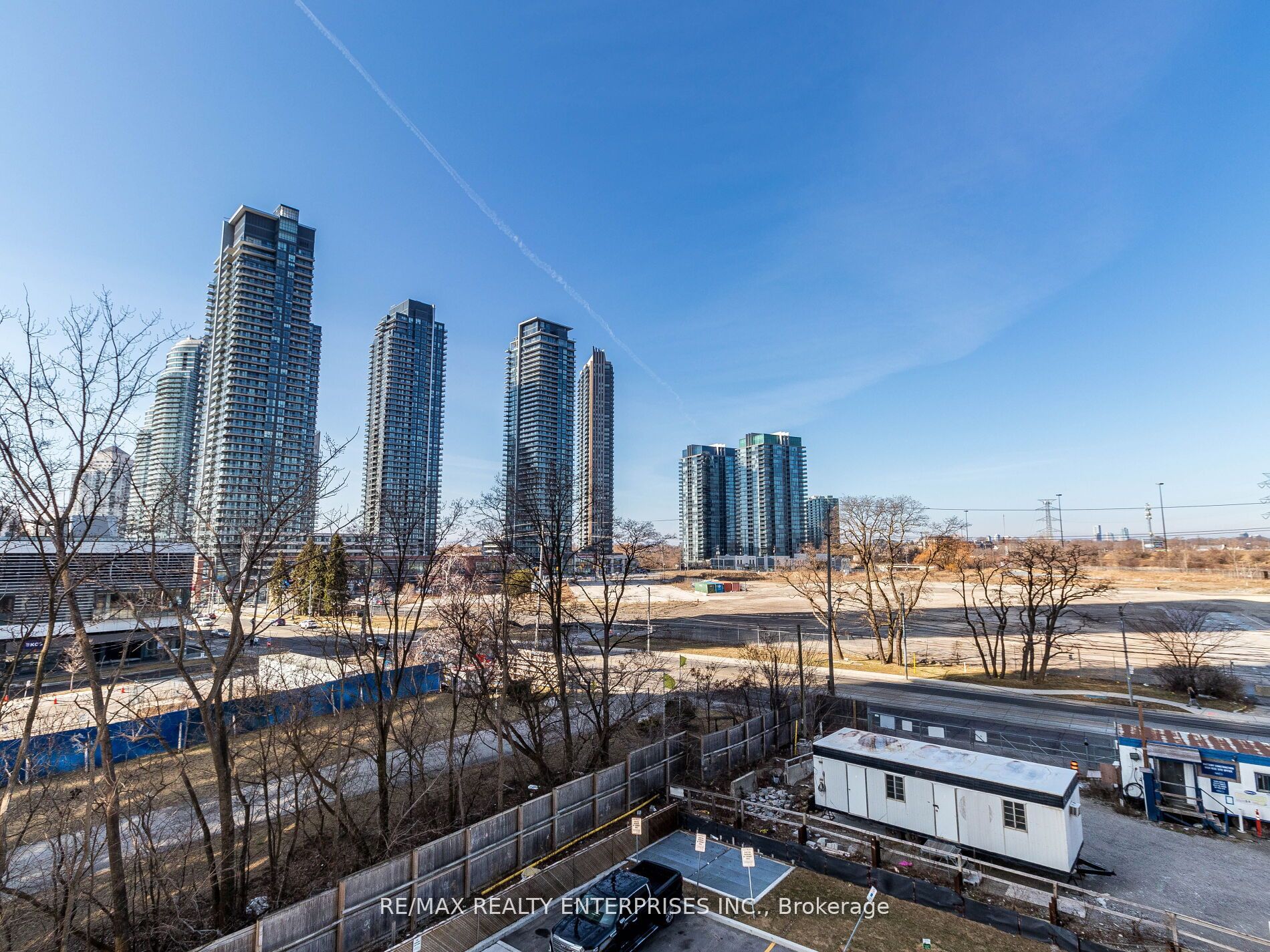 70 Annie Craig Drive #402