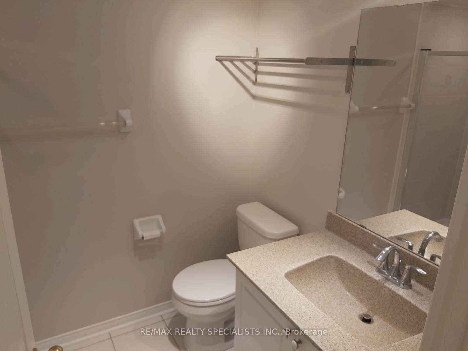 3250 BENTLEY Drive, #7