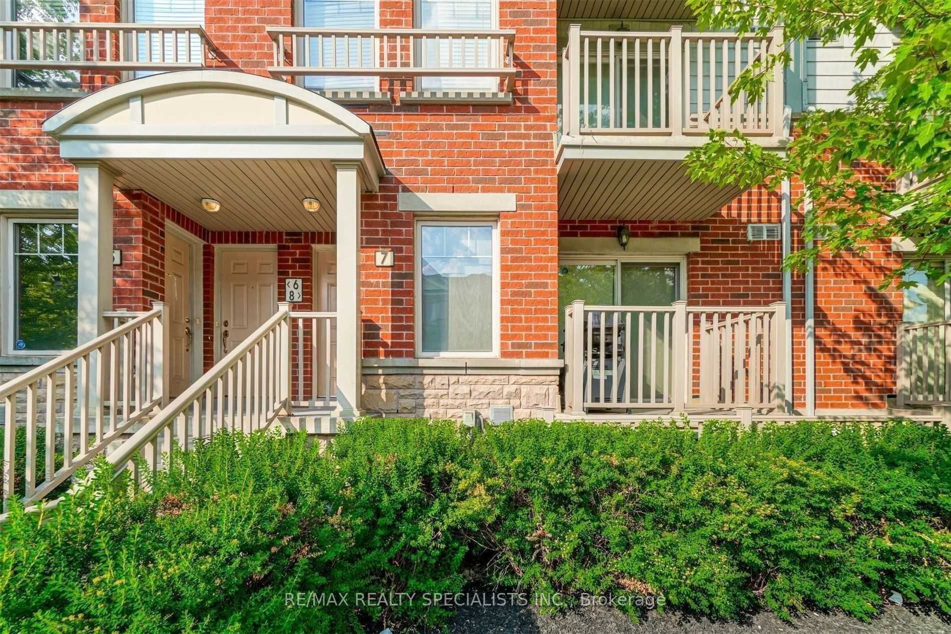3250 BENTLEY Drive, #7