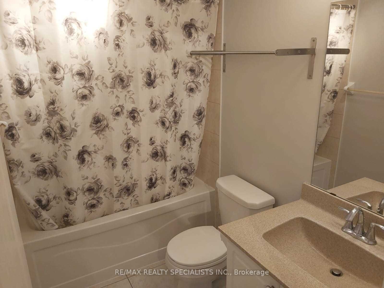 3250 BENTLEY Drive, #7