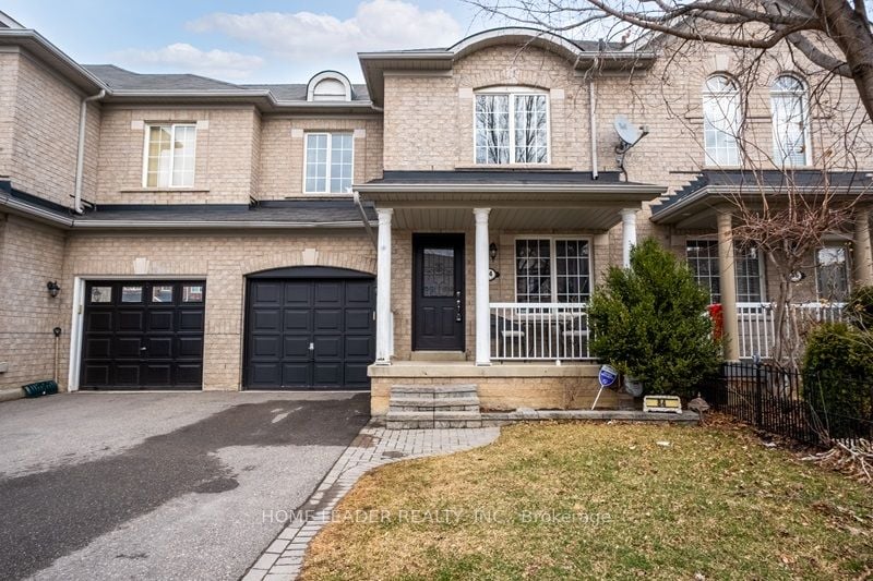 84 Tianalee Cres