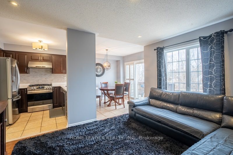 84 Tianalee Cres