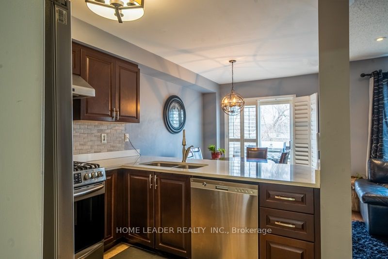 84 Tianalee Cres
