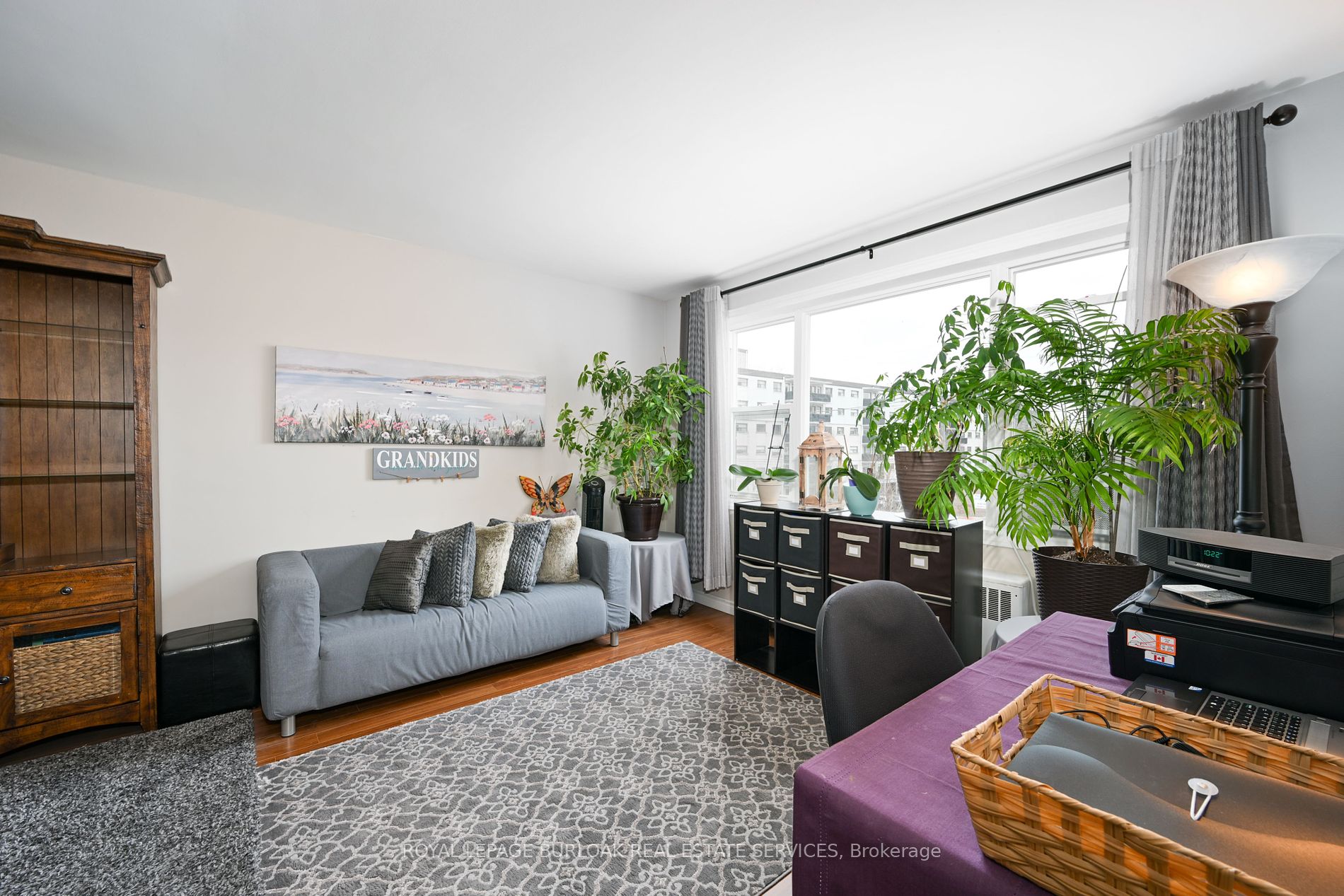 2418 New St, #12
