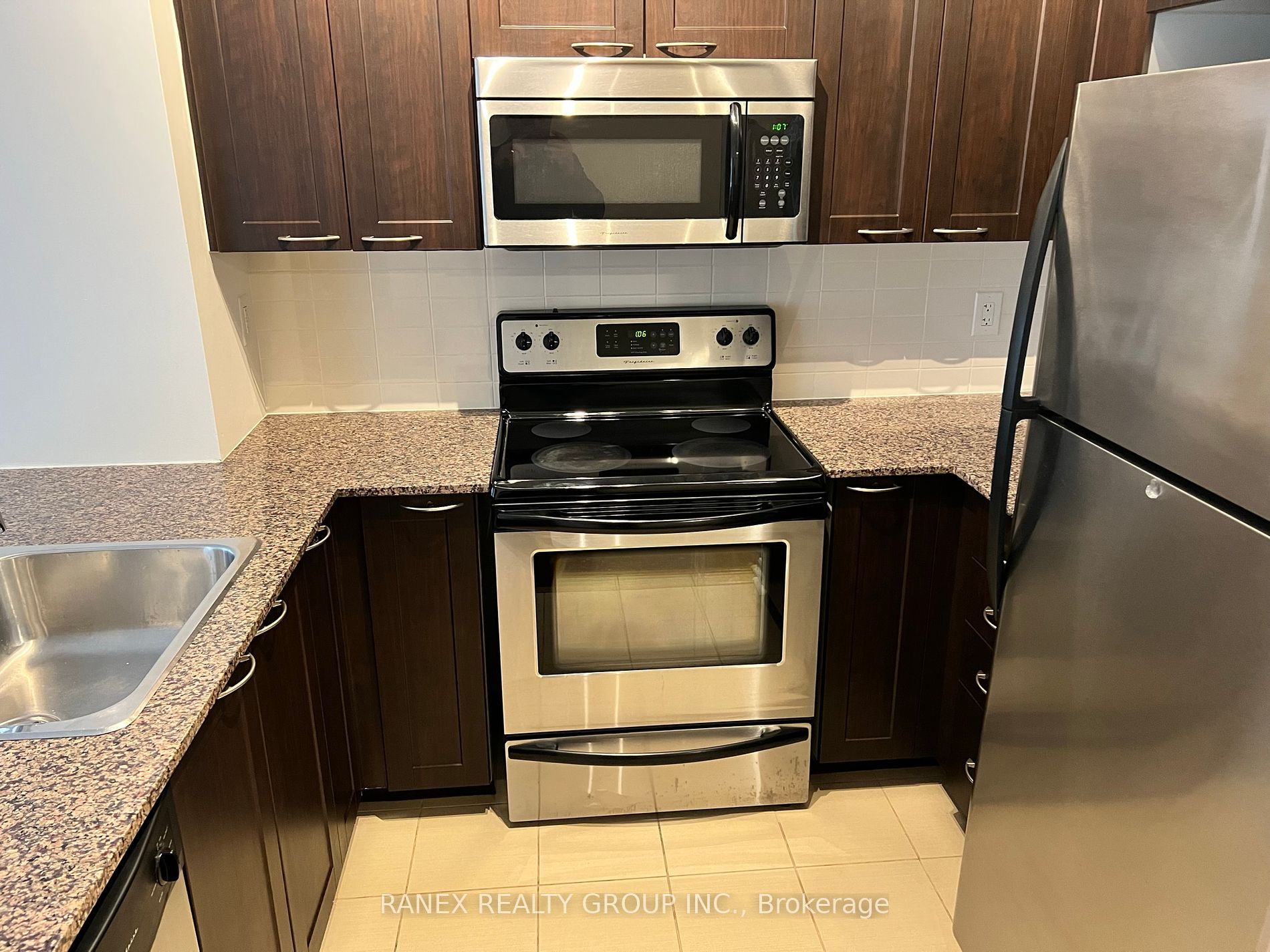 385 Prince Of Wales Drive #317